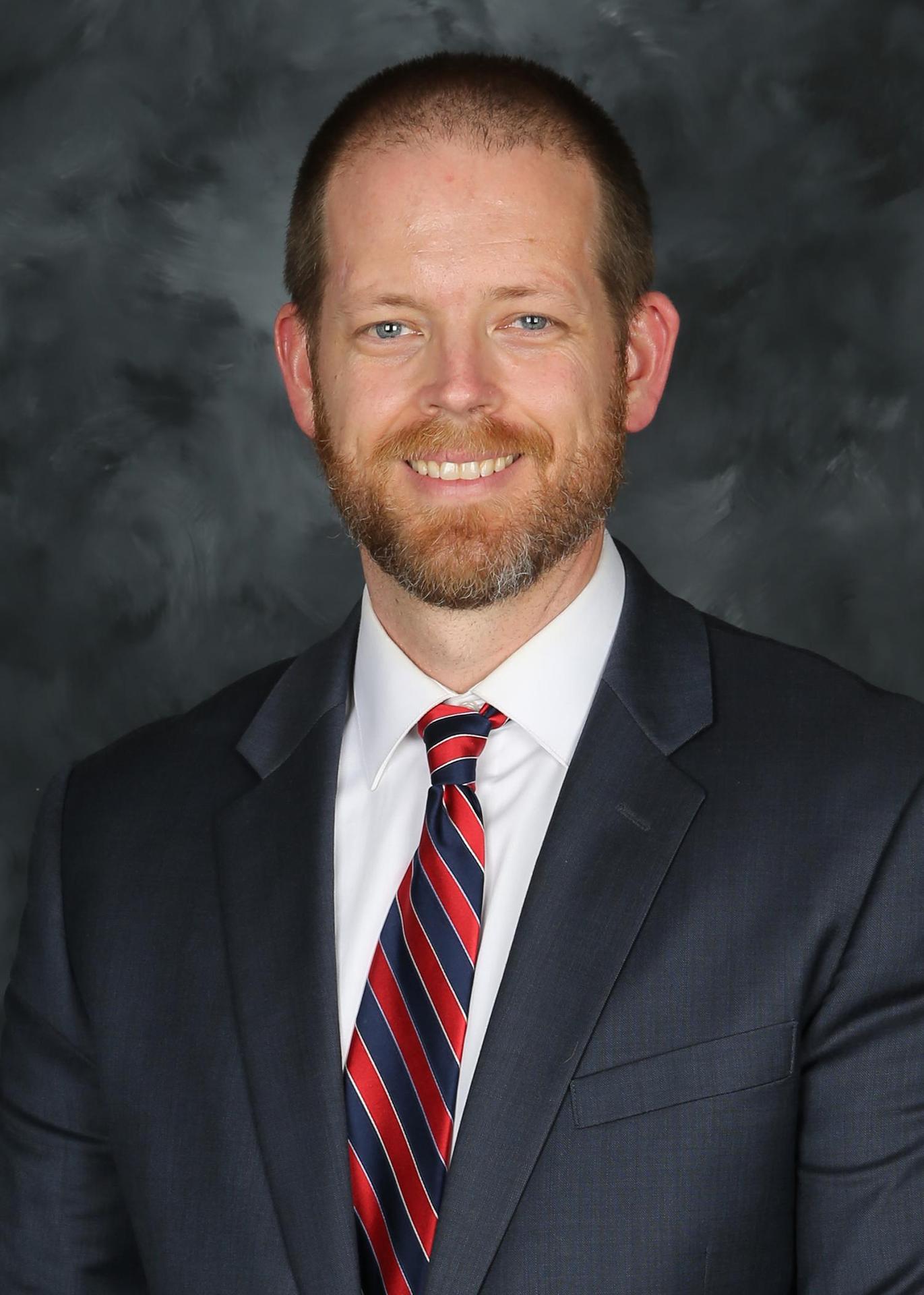 Headshot of Dr. Phillip Marshall