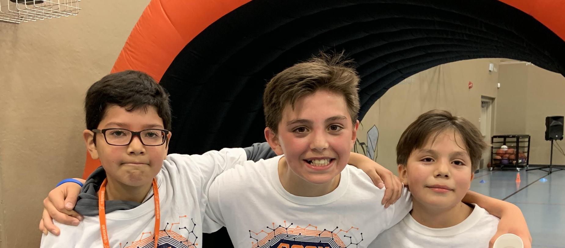 boys have fun at fun run