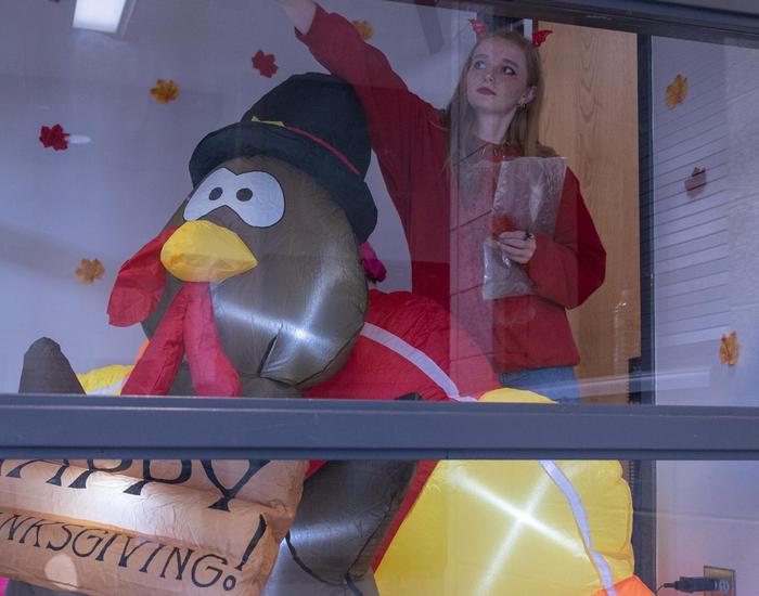 Students in their school store Grizzly Grub