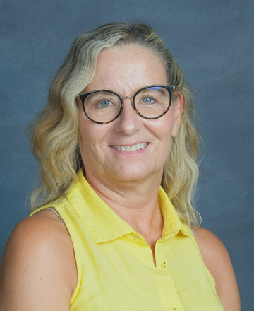  Lisa Lamoureaux