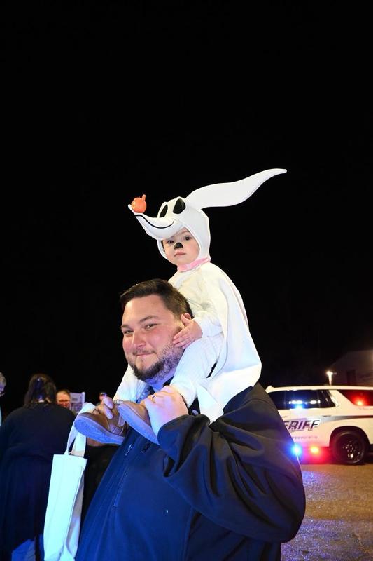 Image of Trick or Trunk dad and daughter