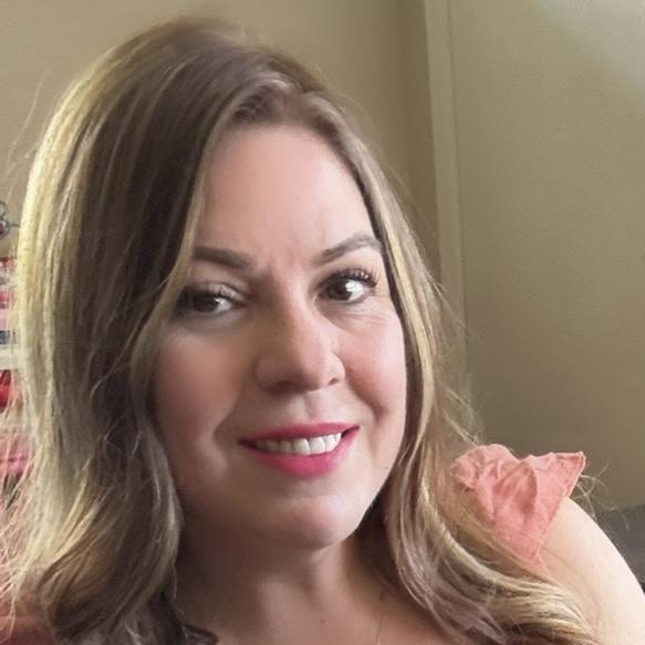 LeticiaConstantino's Profile Photo