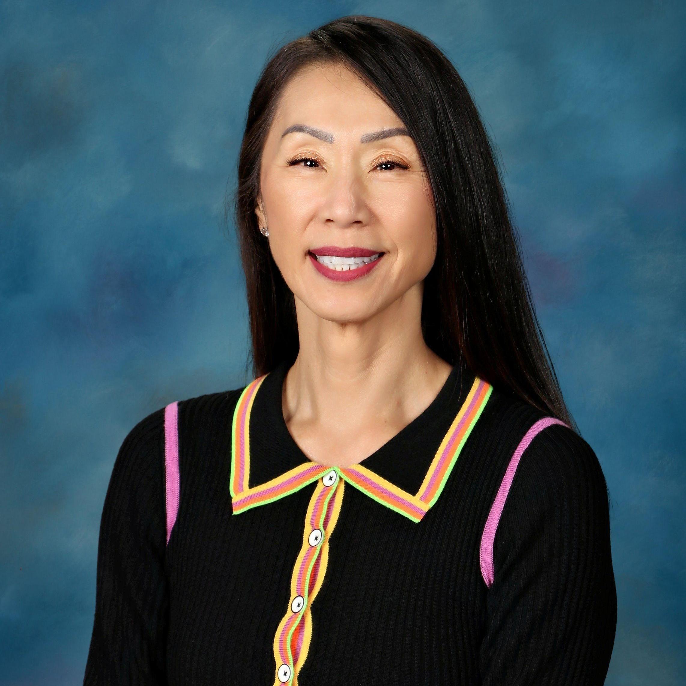EstherGillis's Profile Photo