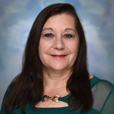 LynneAlcaraz's Profile Photo