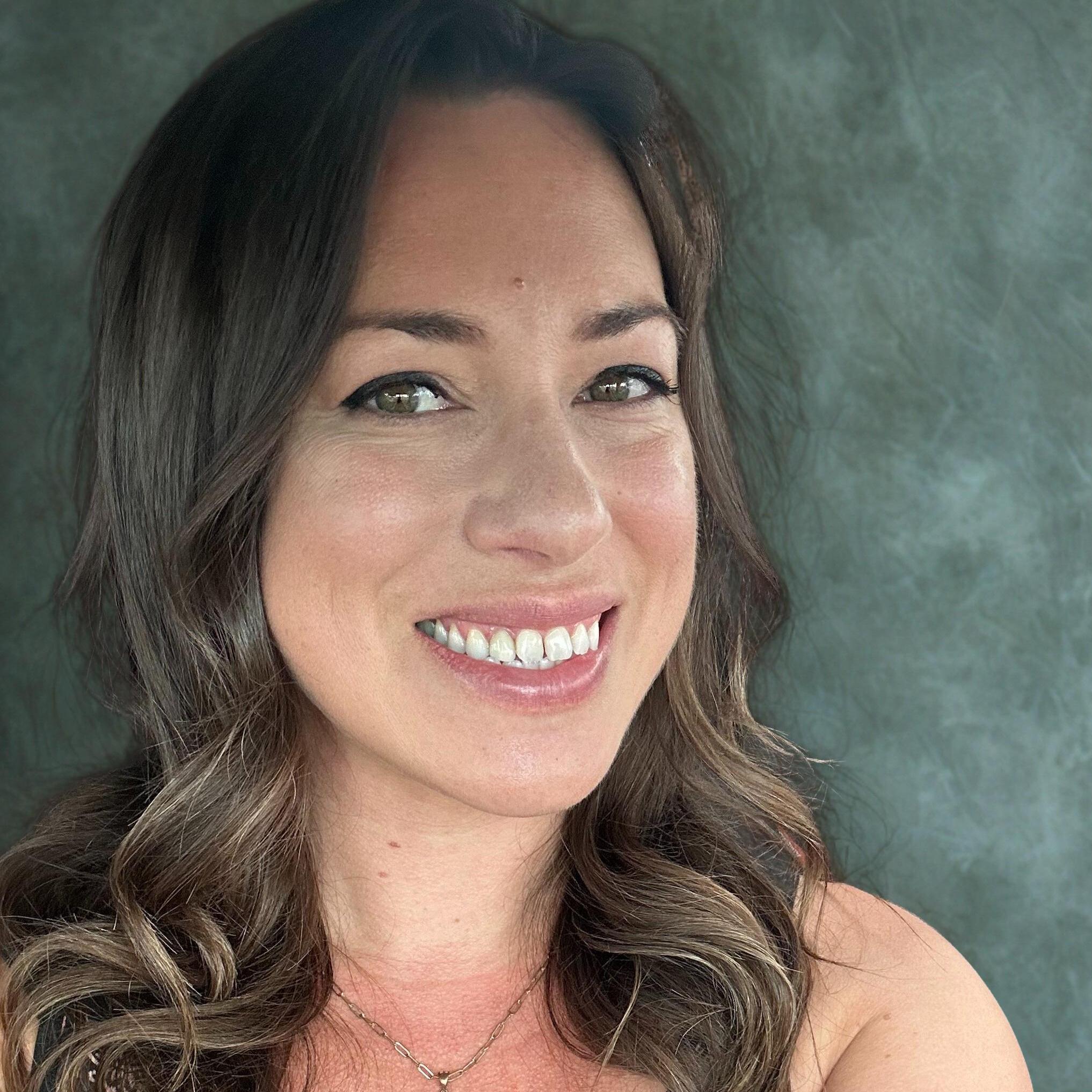 RebeccaAcuña's Profile Photo