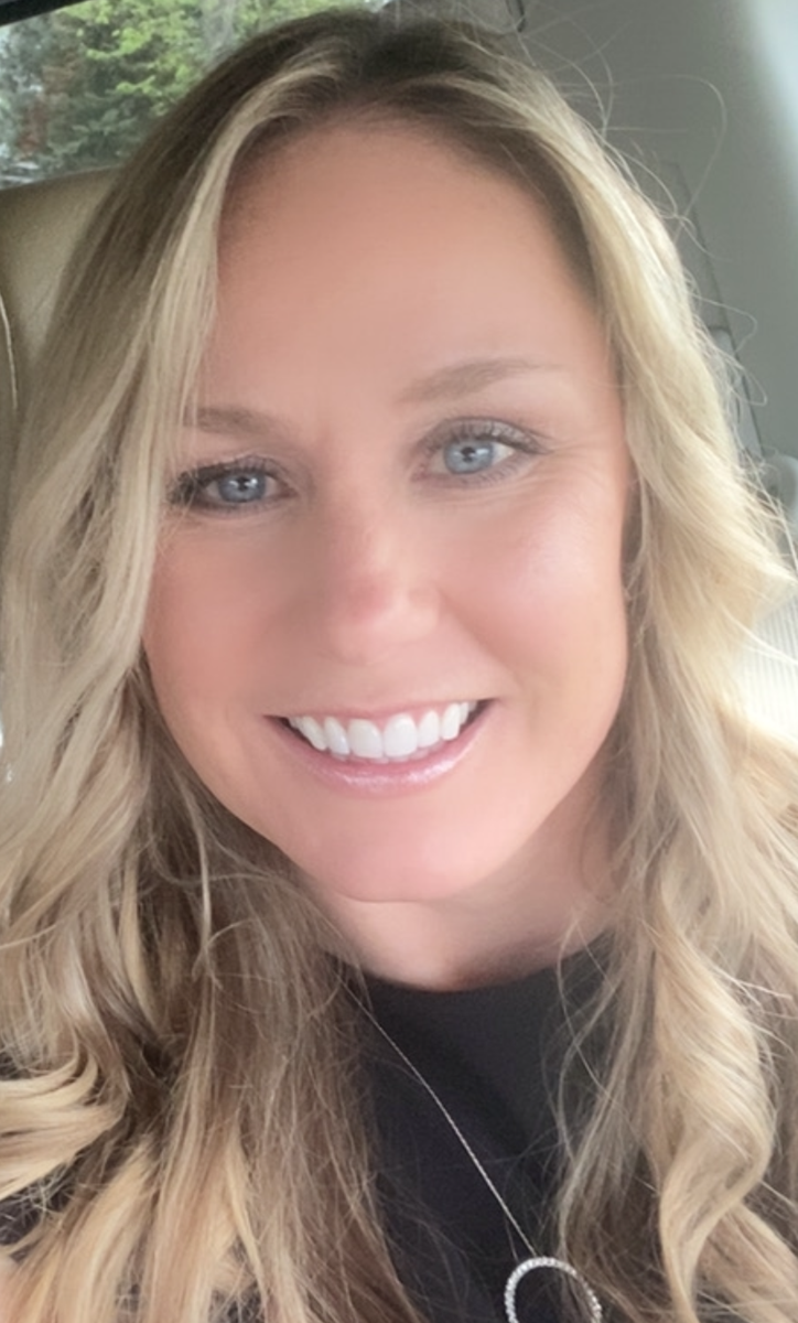 Marla Mays photo