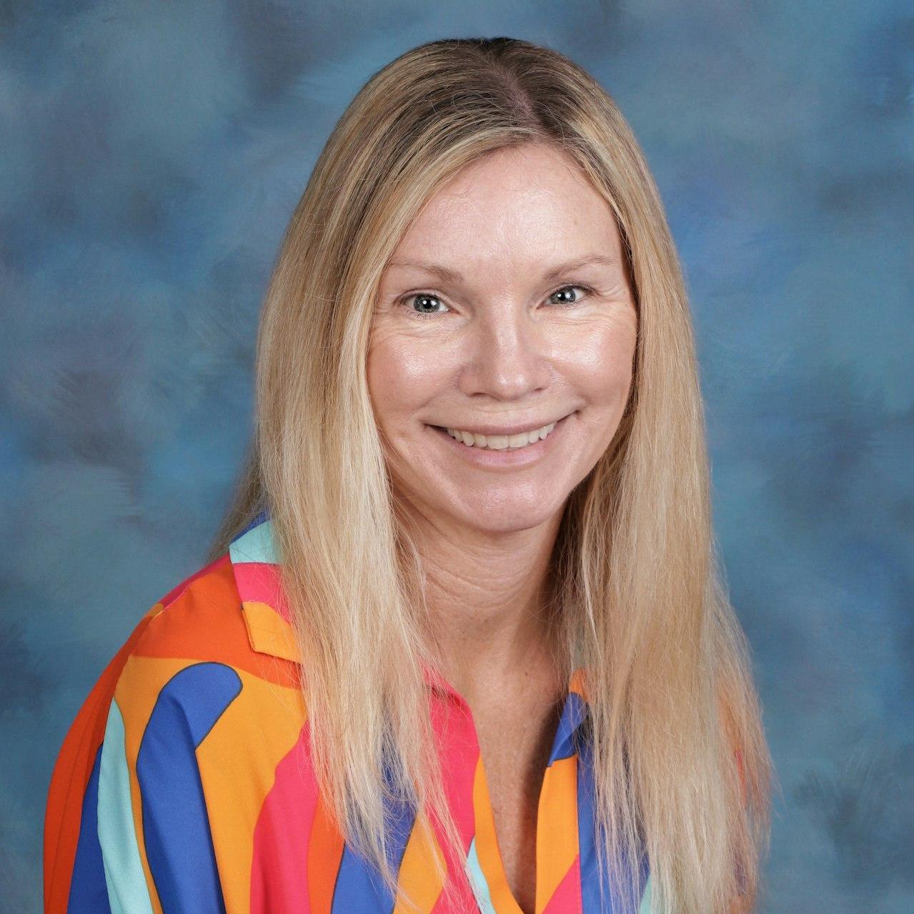 AngelaEasterling's Profile Photo