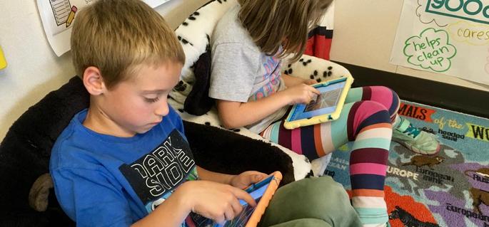 Students with iPads