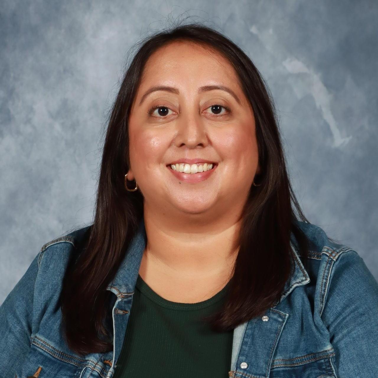 VictoriaRamirez-Santiago's Profile Photo