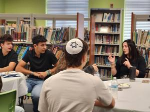 Mrs. Altman speaks to the Shinshinim