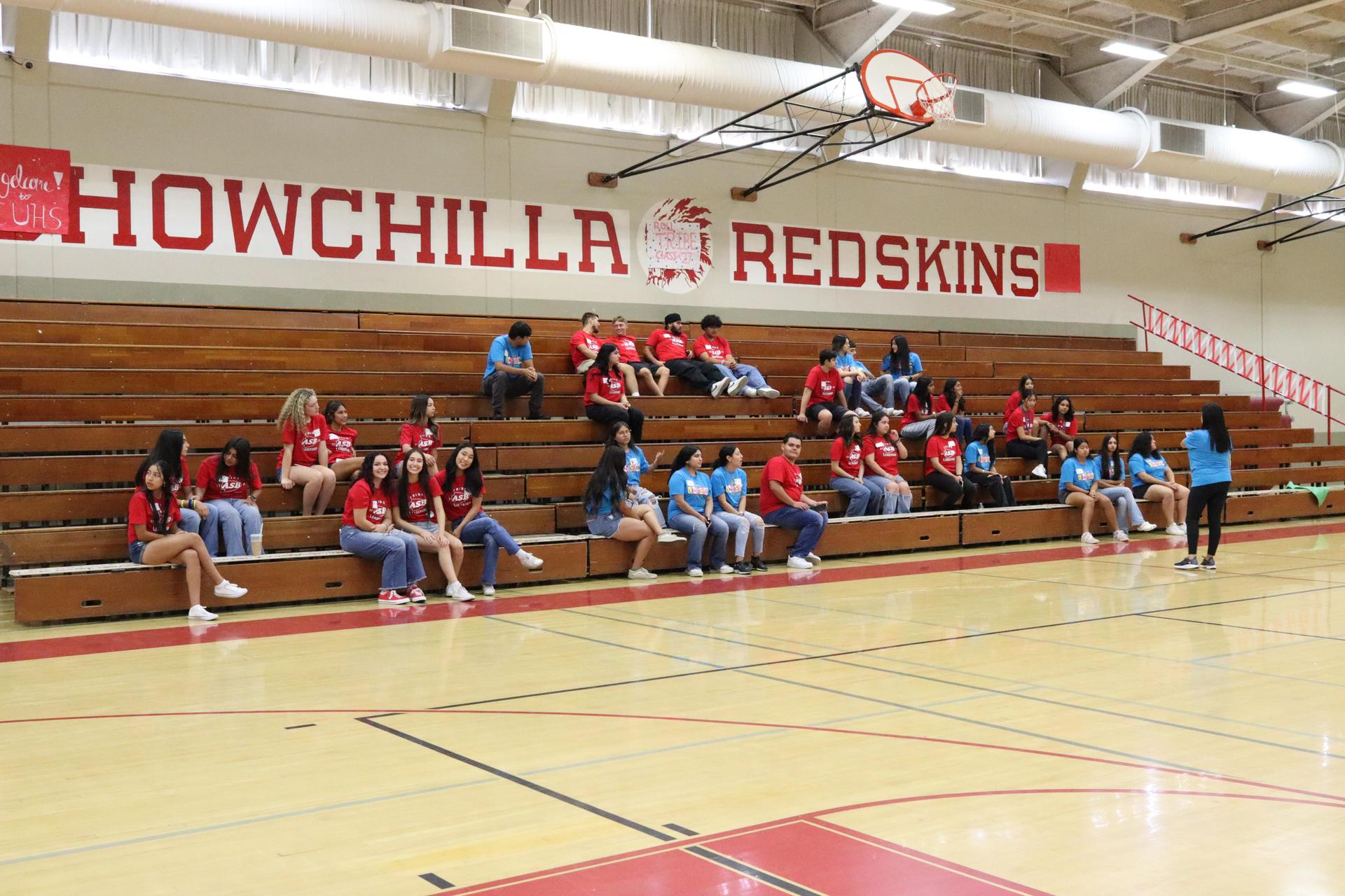 students and staff enjoying Freshman Orientation