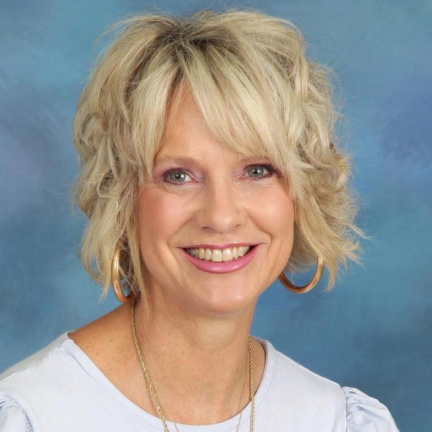 ElizabethAdams's Profile Photo