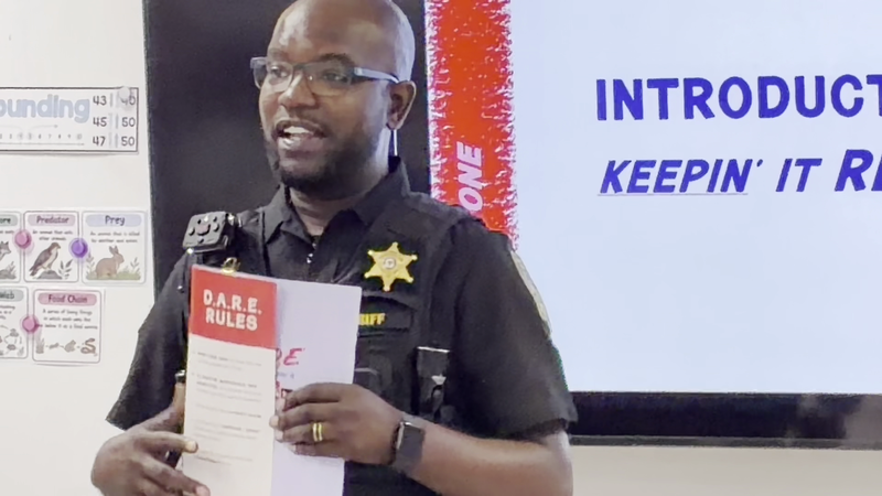 LCSD DARE Program Officer Sergeat Naylor