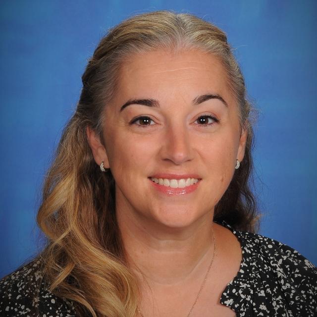 SaraWagenblast's Profile Photo