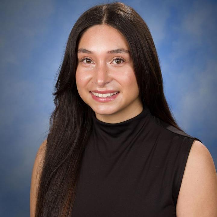 YasminTapia-Cisneros's Profile Photo