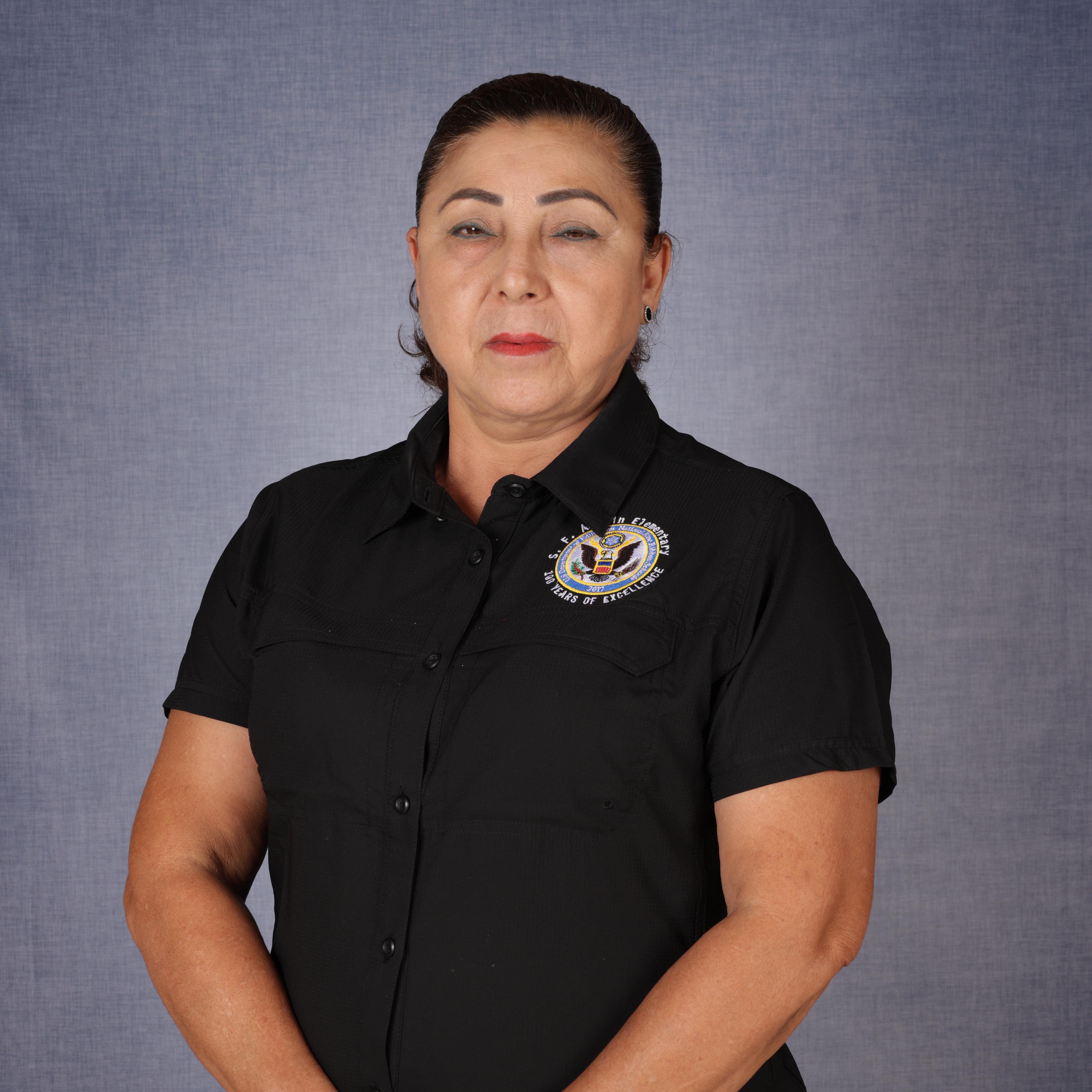 YolandaHernandez's Profile Photo