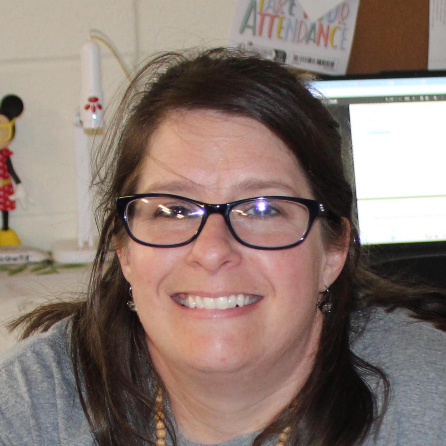 ElizabethThomas's Profile Photo