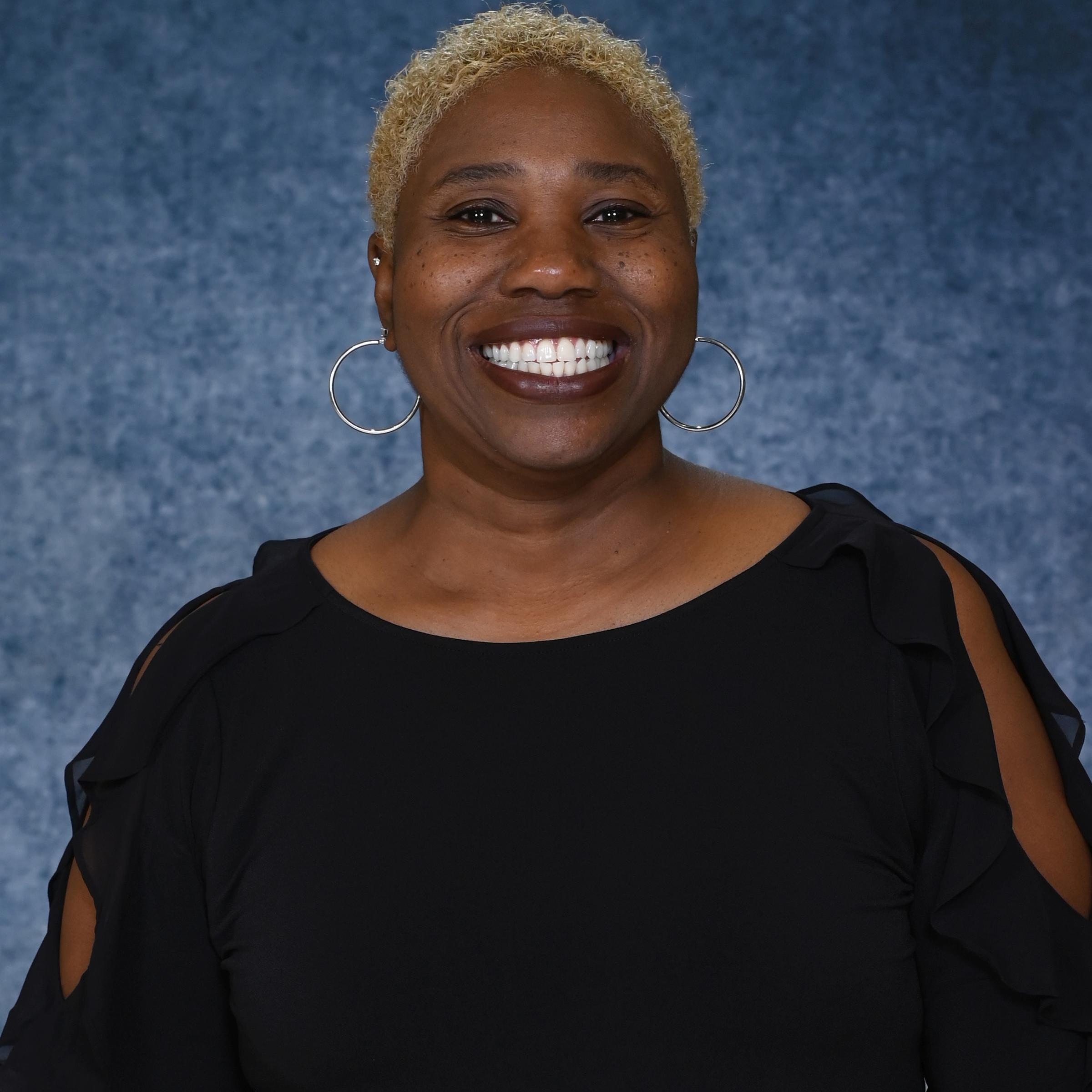 EvelynNewton's Profile Photo