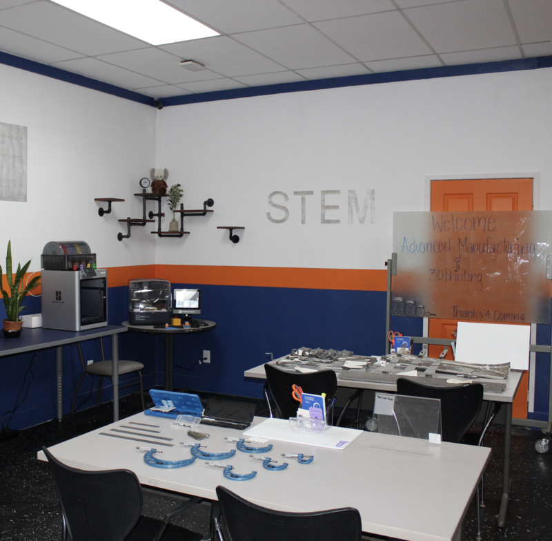 a photo of the new STEM Lab