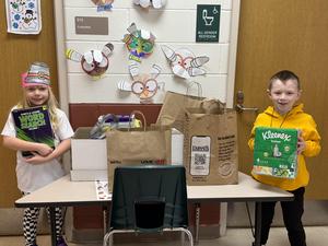 xThanksgiving lessons with turkeys, balloons, friends and a bit of giving