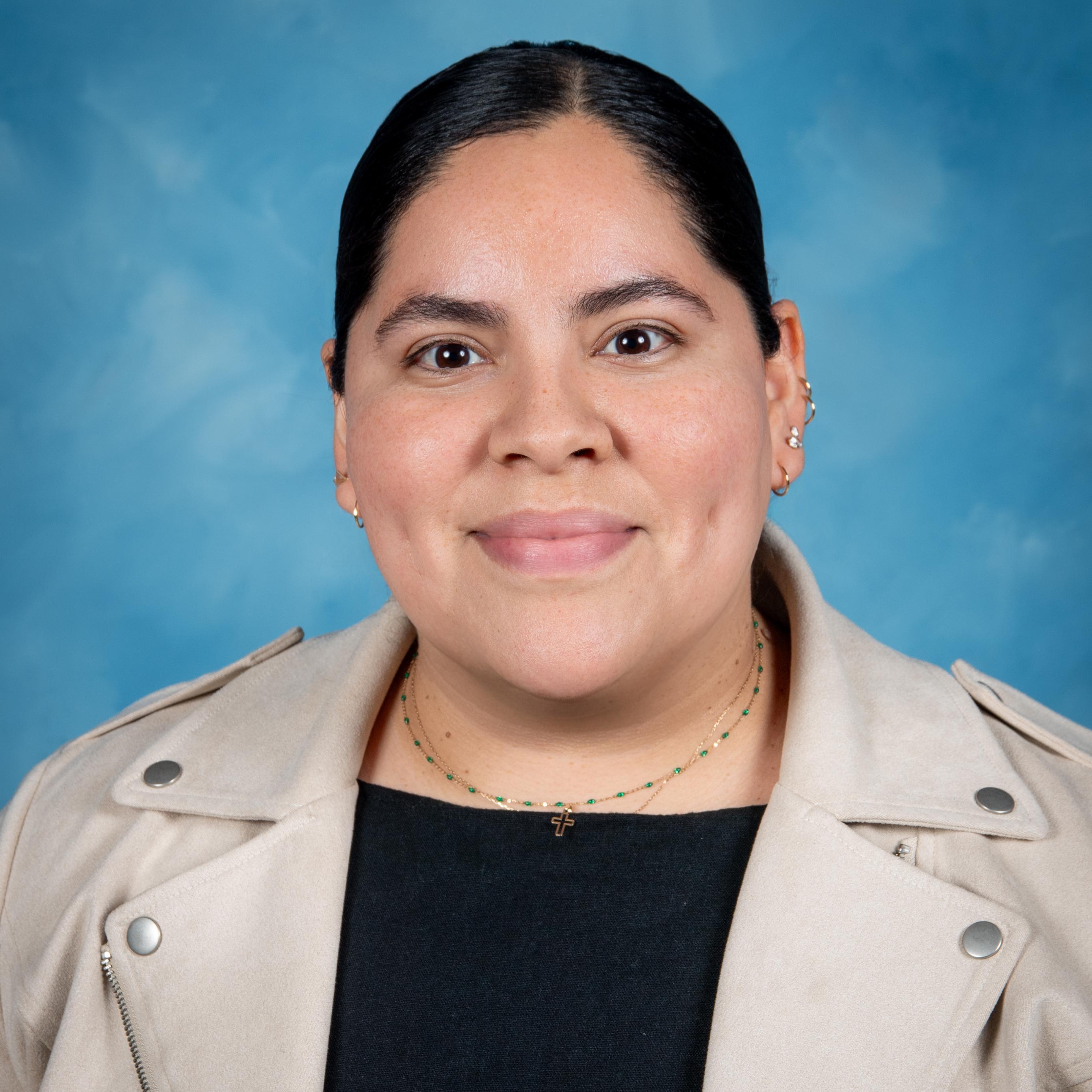 Ms.Pezqueda's Profile Photo