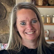 NicolleLooper's Profile Photo