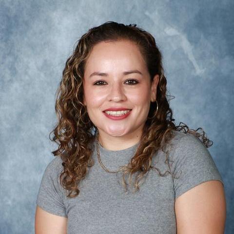 DianaAmador's Profile Photo