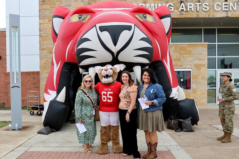 Canyon Cougar mascot