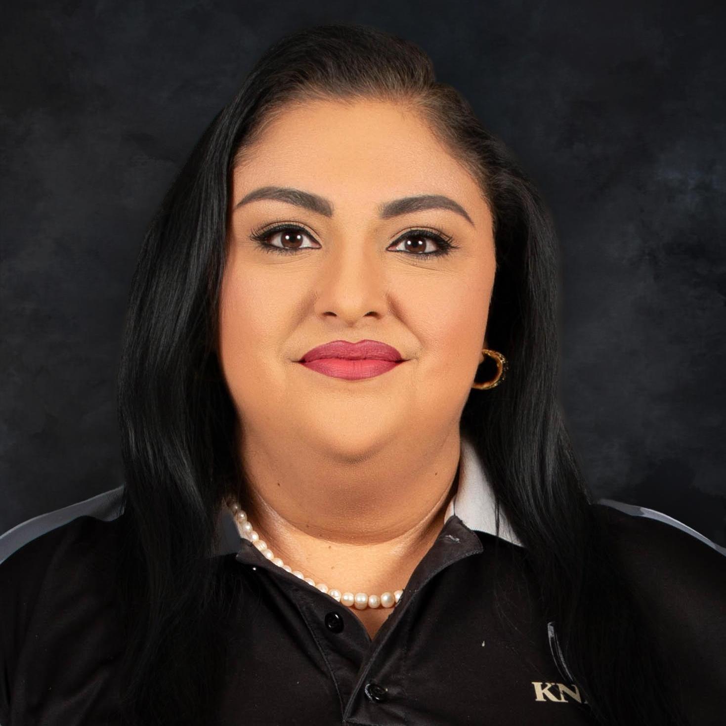 GloriaEscobedo's Profile Photo