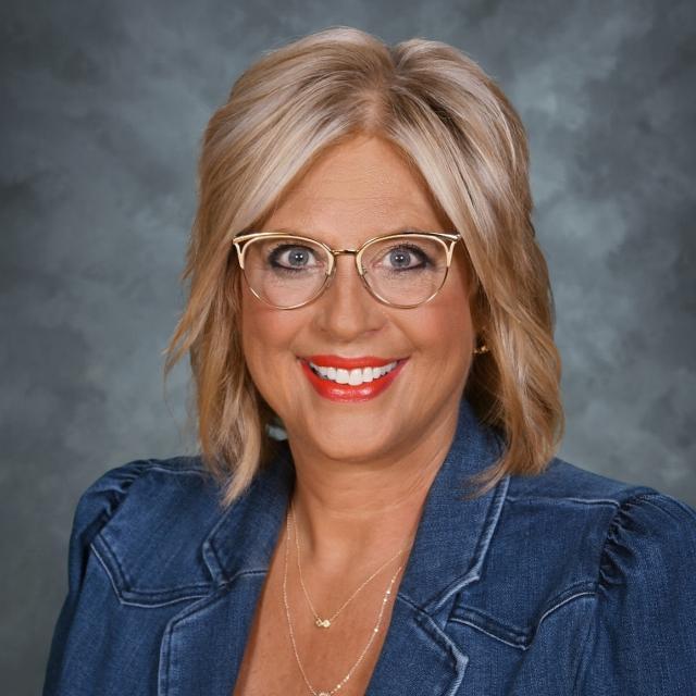 DebGraf's Profile Photo