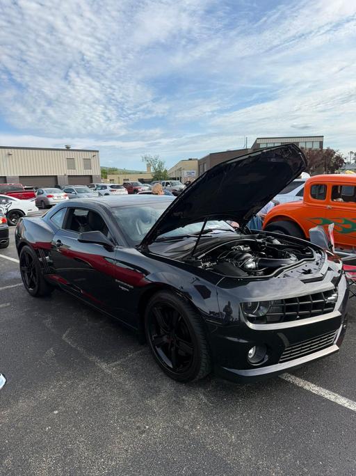 Pictures from the car show.