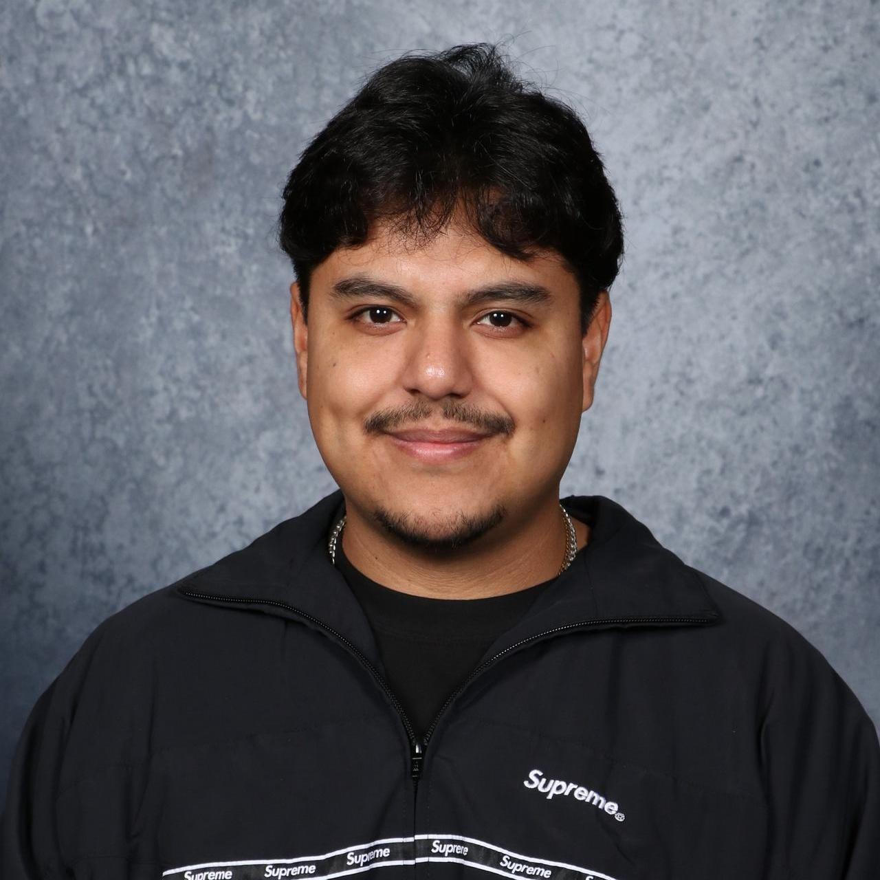 JuanMendo Vasquez's Profile Photo