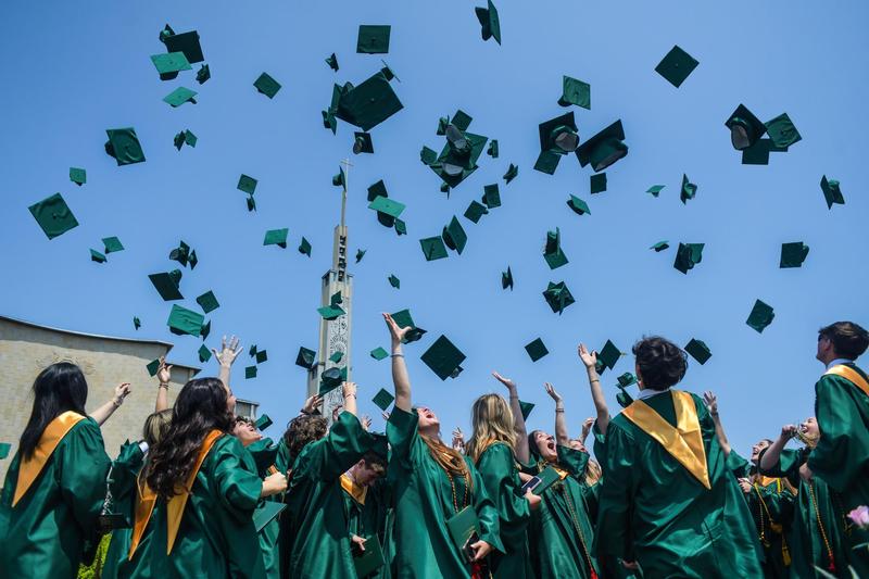 LC Alumni - Update Your Information! Featured Photo