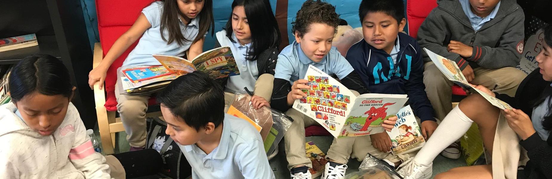 Students Reading!