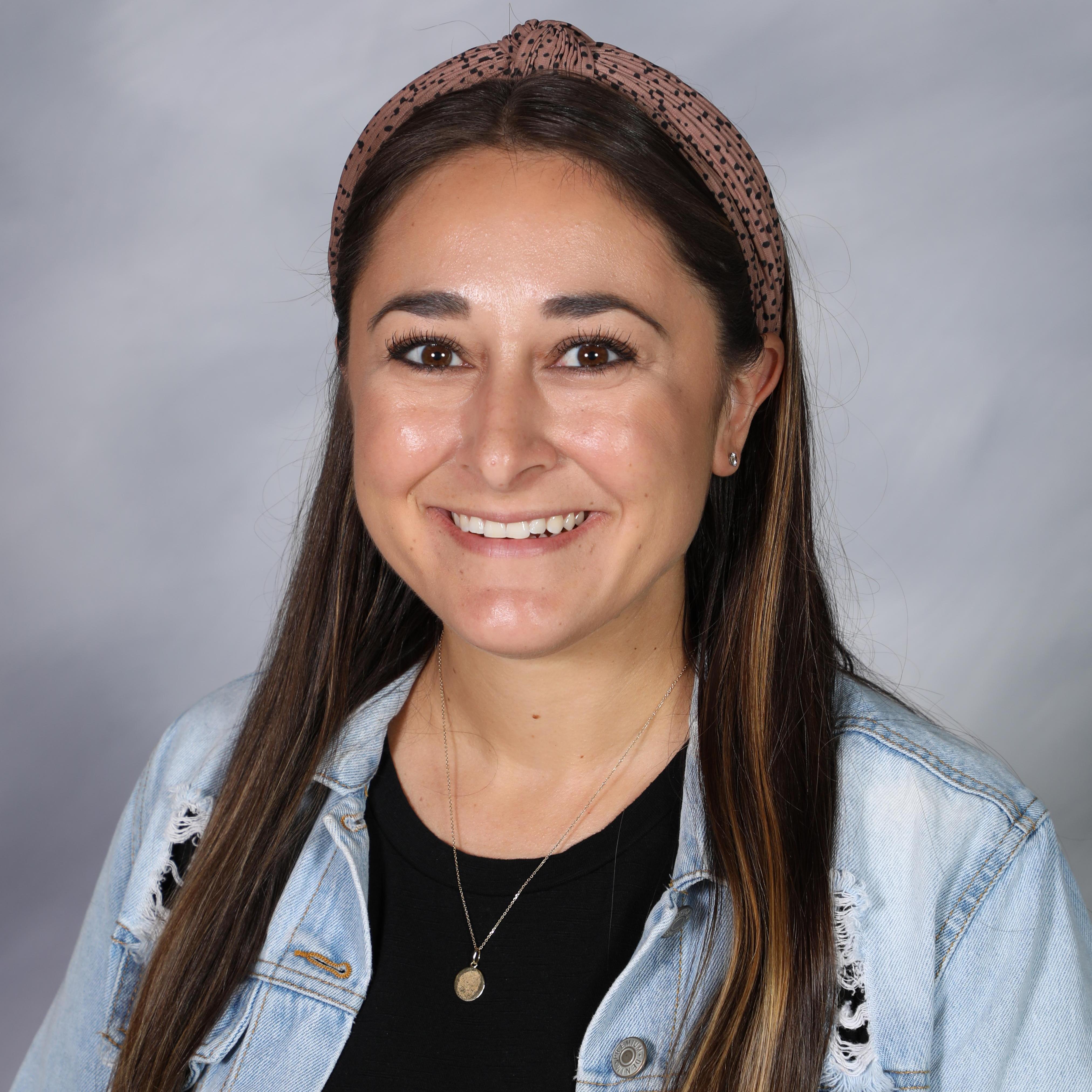 AlexisVienne's Profile Photo