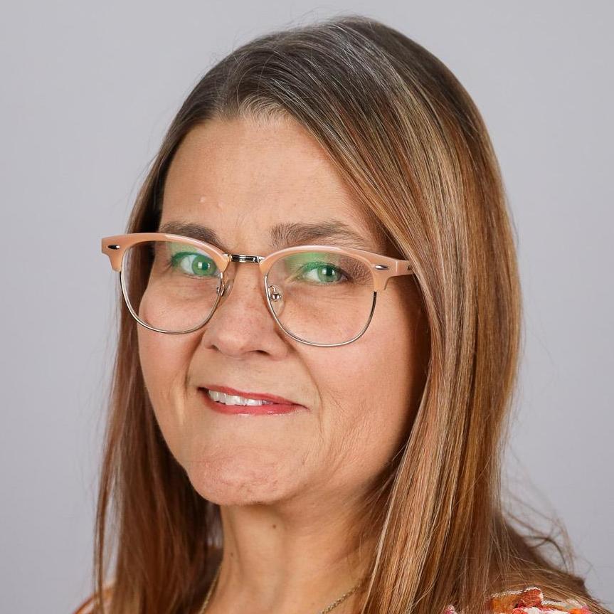 DelinaPtaszek's Profile Photo