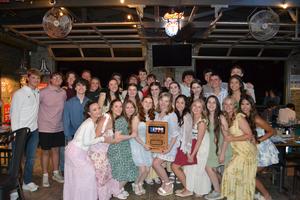 7. Juniors at dinner.jpeg