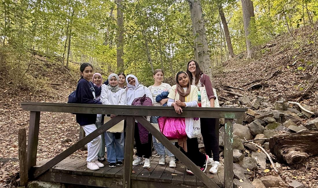 Middle School Students with Mrs.Evans at Tallman Mountain