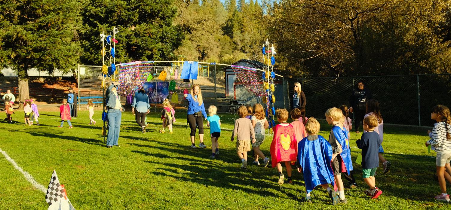 Alta Sierra Jog A Thon starting line