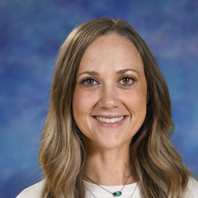 SarahPetzinger's Profile Photo