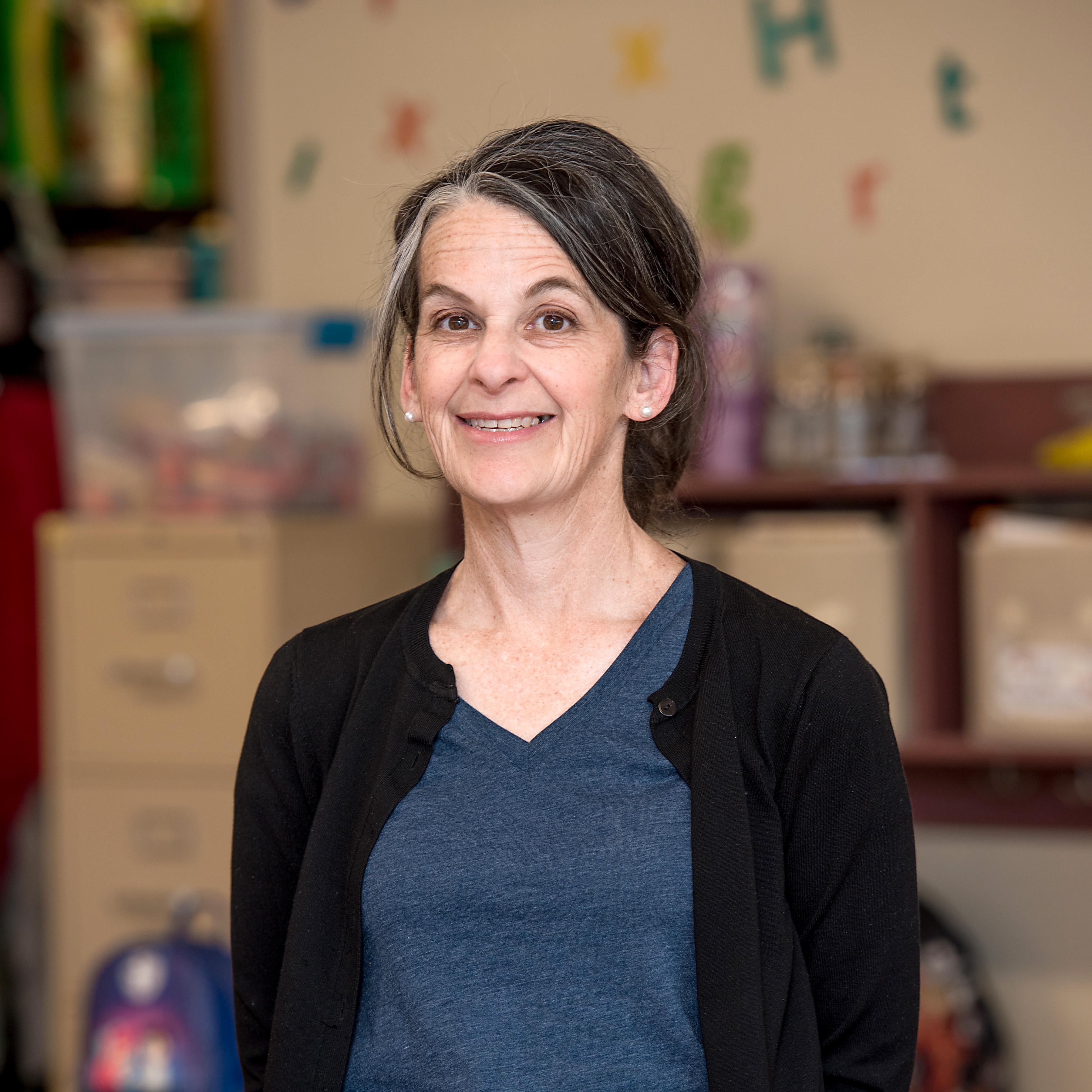 JulieLewis's Profile Photo