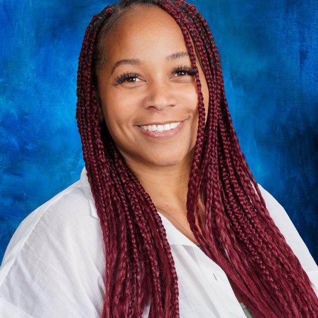 MoniqueStraiten - Brown's Profile Photo