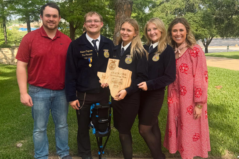 Frenship HS FFA Marketing Plan Team with state plaque