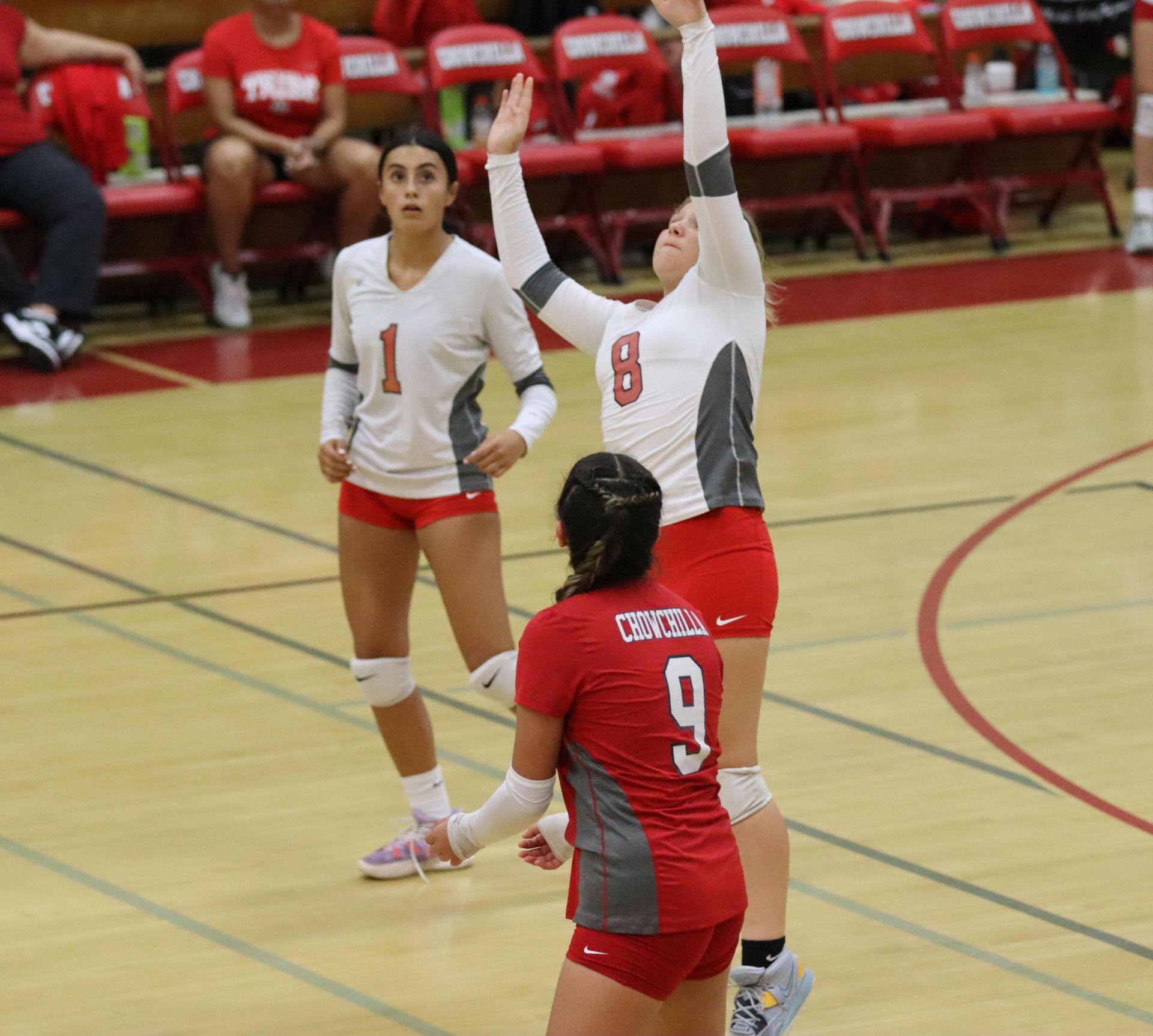 junior varsity girls playing volleyball against Yosemite