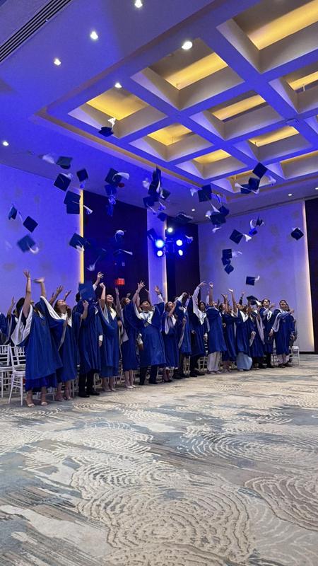 CUAM Cancún celebra la graduación de 109 estudiantes de preparatoria de la generación 2023–2026