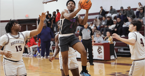 Pass stays perfect in region race...