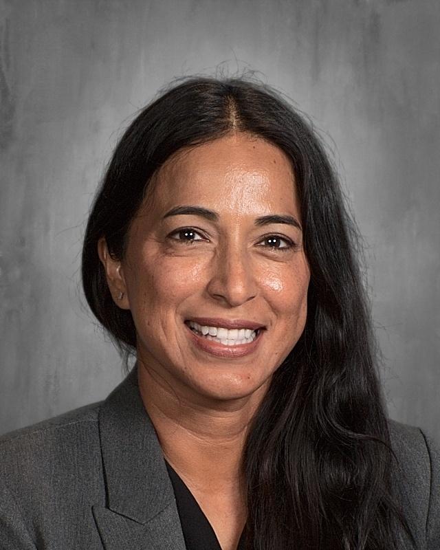 Dr. Alexandra Calabria