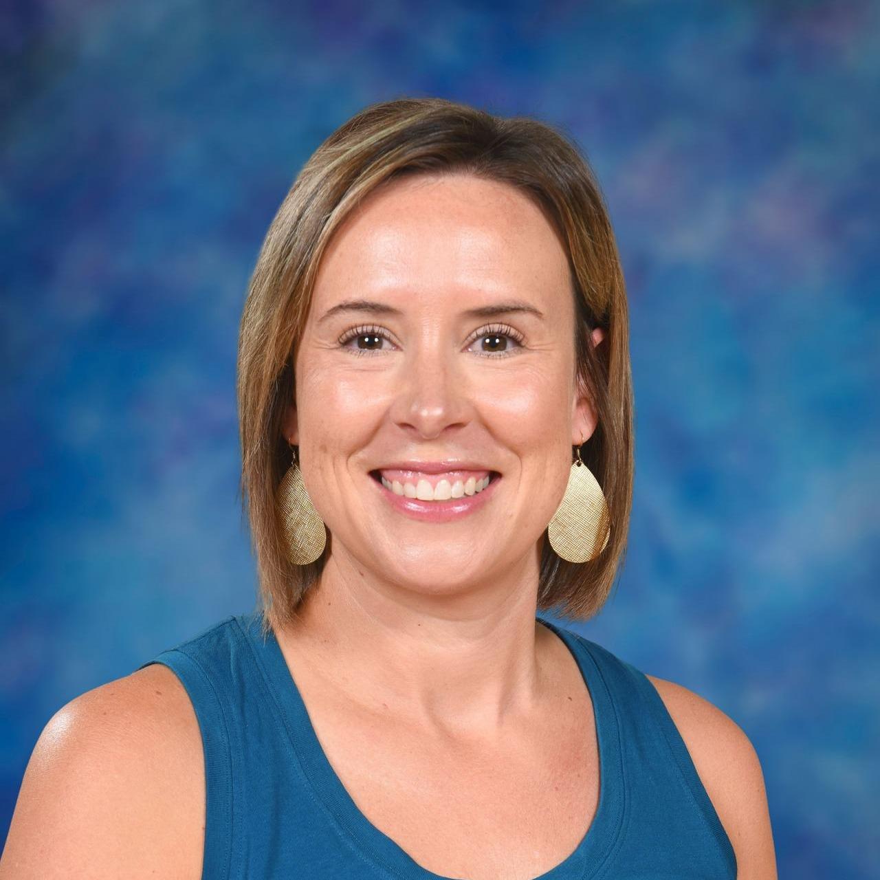 ElizabethHinz's Profile Photo