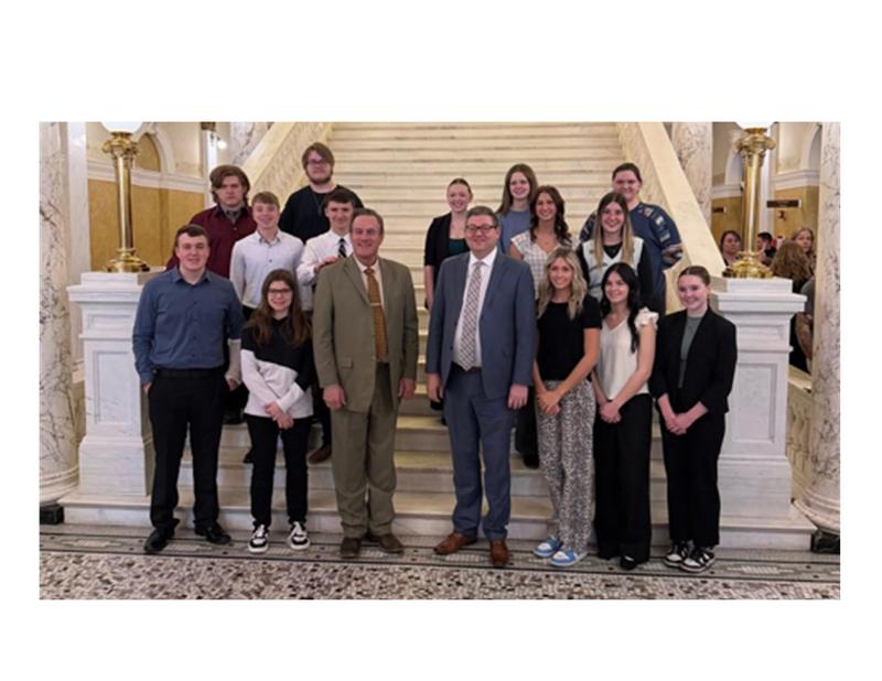 Ipswich Govt. Class goes to Pierre