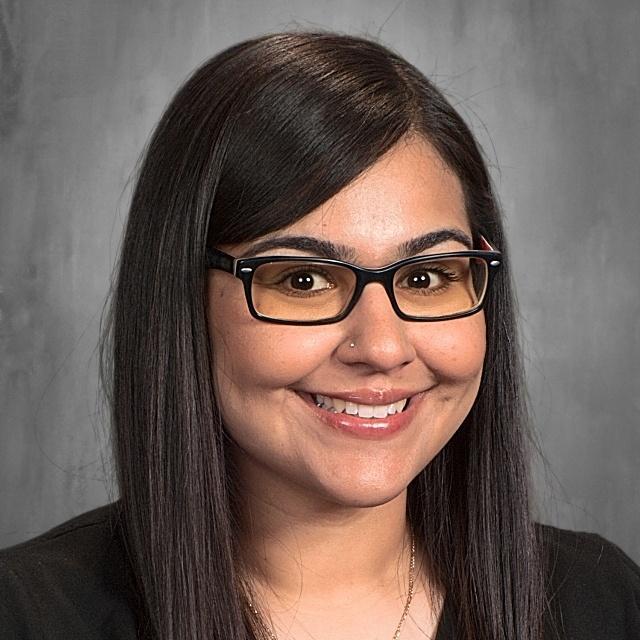 AdriannaRios's Profile Photo